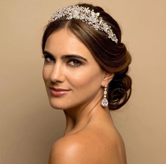 ¿Velo con o sin tiara? 6