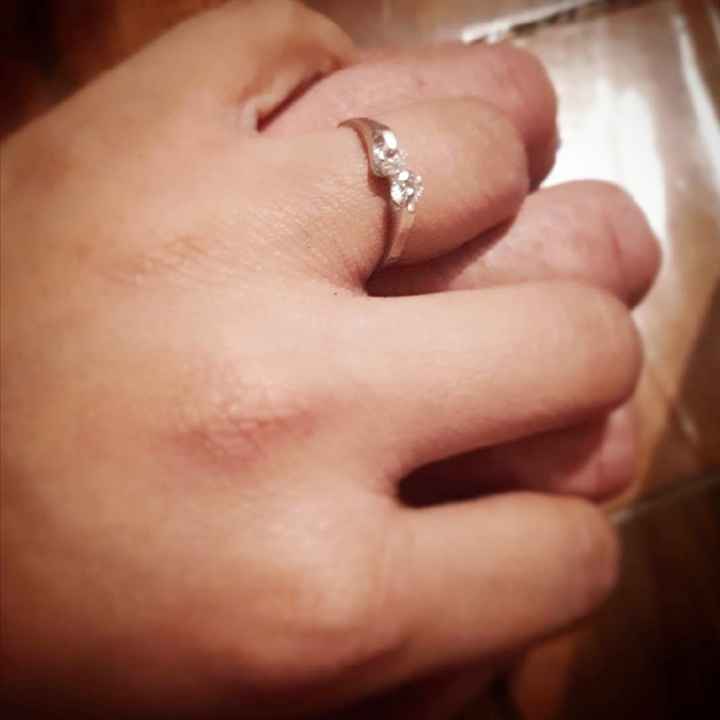 he put the ring on it 💍(y dos veces!!!) - 1