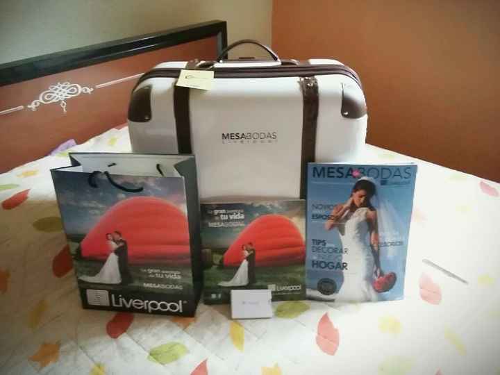 Mesa de regalos en liverpool - 1