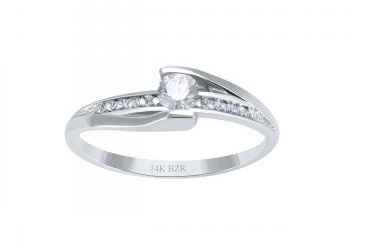 Anillo con diamantes 2