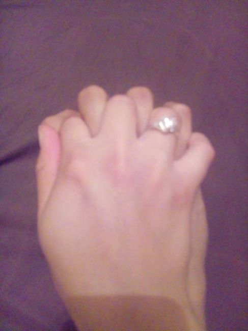 este es mi anillo de compromiso 