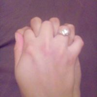 este es mi anillo de compromiso 