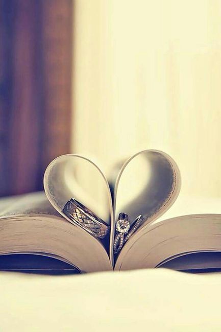 Fotos  de tu anillo  en libros 💗 💍📖 - 7