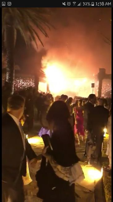 Se incendia  boda con chispero 8