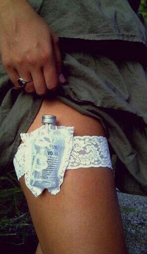 Liga👰 con botellita  de tequila - 2