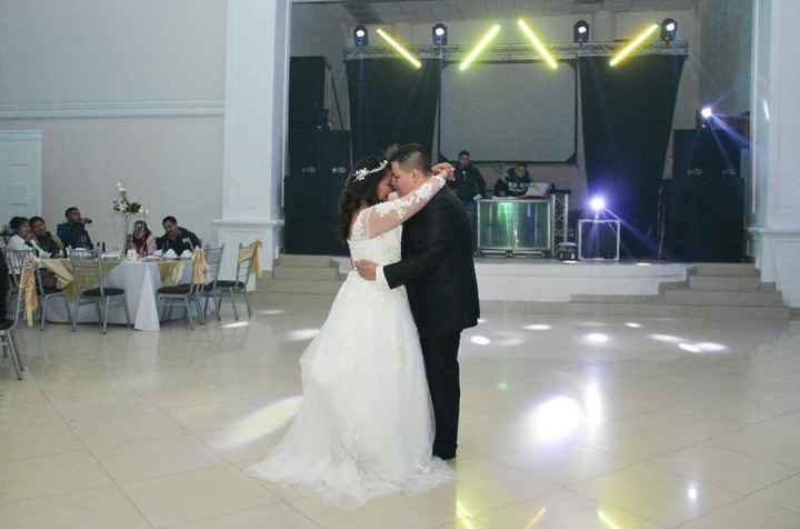 Primer baile de esposos 💗 - 4