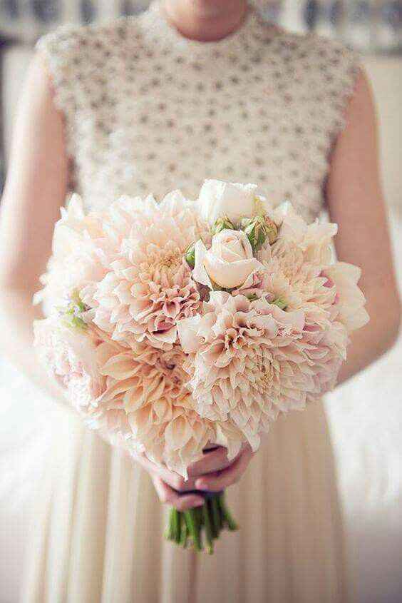 Ramo de dalias 💐 - 5
