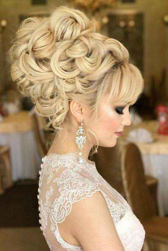 Peinados altos 👰 - 3
