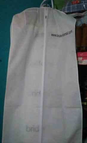 Bueno, aqui esta mi vestido ya en casa :D Que emoción