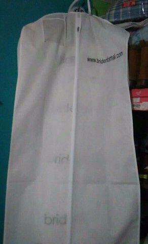 Bueno, aqui esta mi vestido ya en casa :D Que emoción