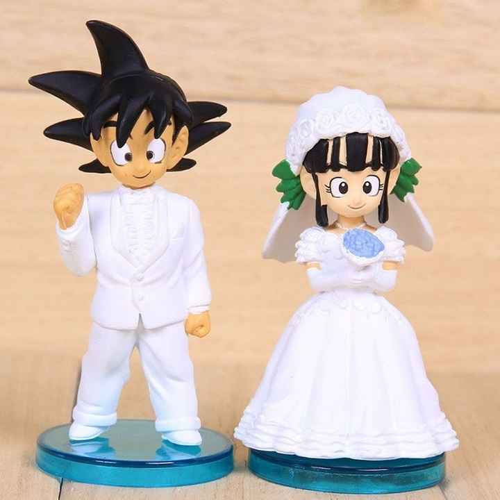 Cake topper