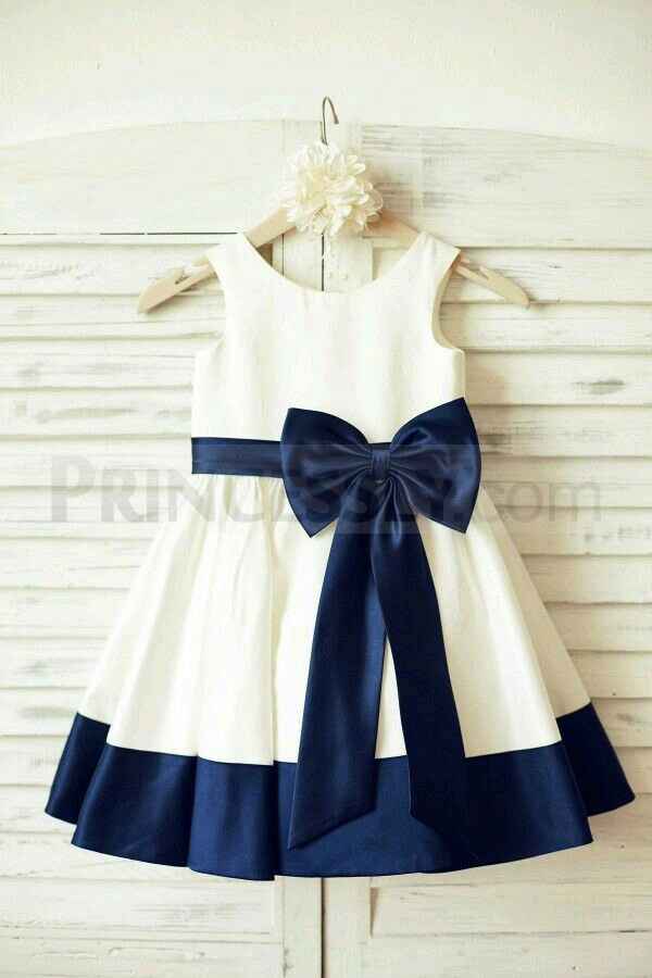 Combinacion de colores en blanco y azul - 2