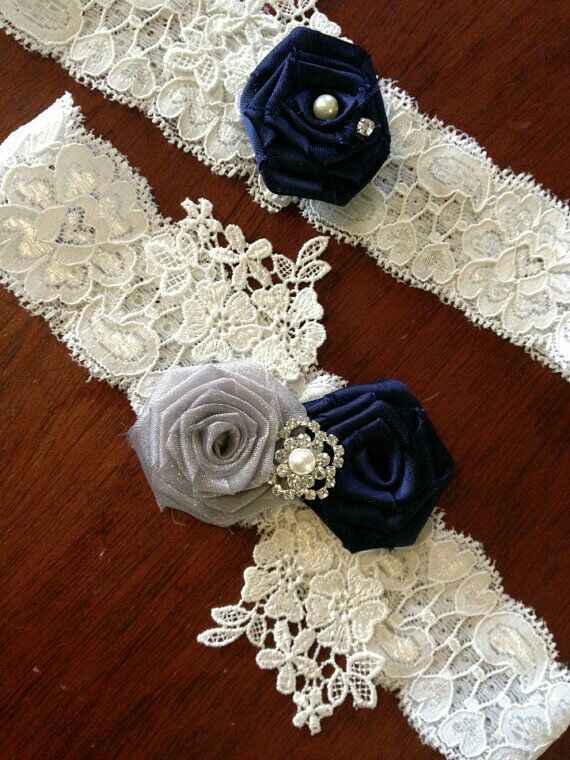Combinaciones de colores en blanco y plata - 22