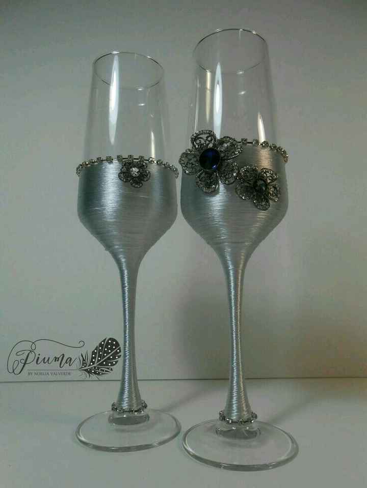 Copas decoradas en gris y plata - 13