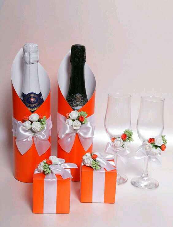 Con decoradas en naranja - 25