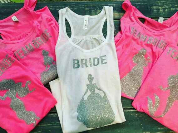 Playeras  y distintivos para la despedida - 19