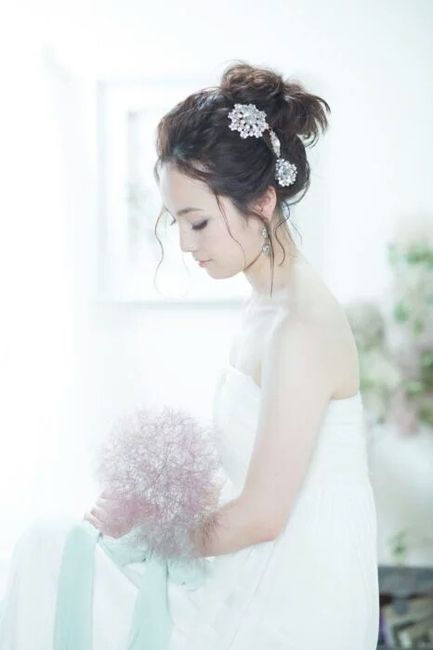 Ayuda  ♡ ideas de maquillaje y peinado  - 10