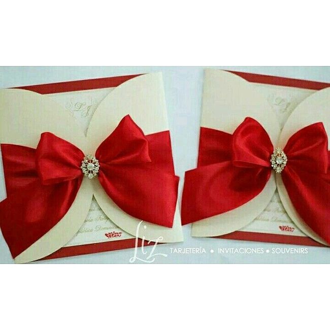 Combinaciones de colores en rojo y dorado. - 19