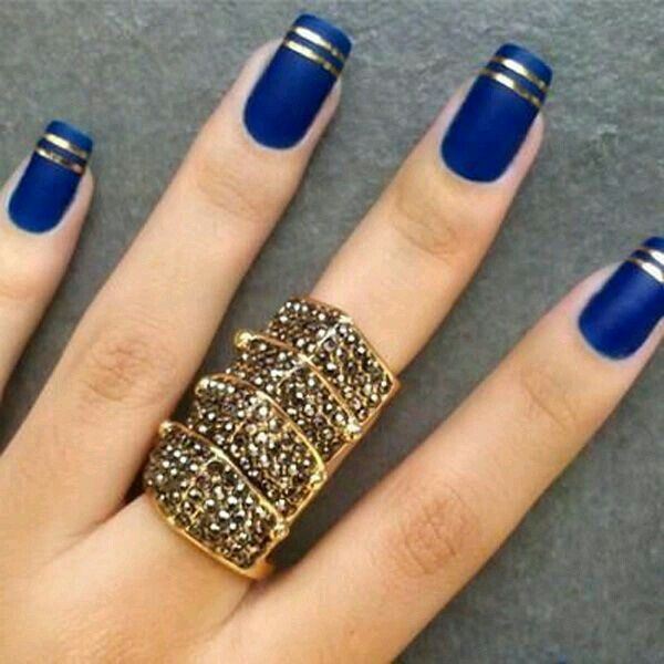 Combinación de colores en azul y dorado - 3