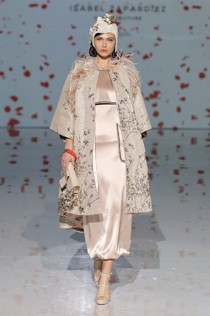  La colección Isabel Zapardiez 2018, para novias de inspiración oriental. - 9