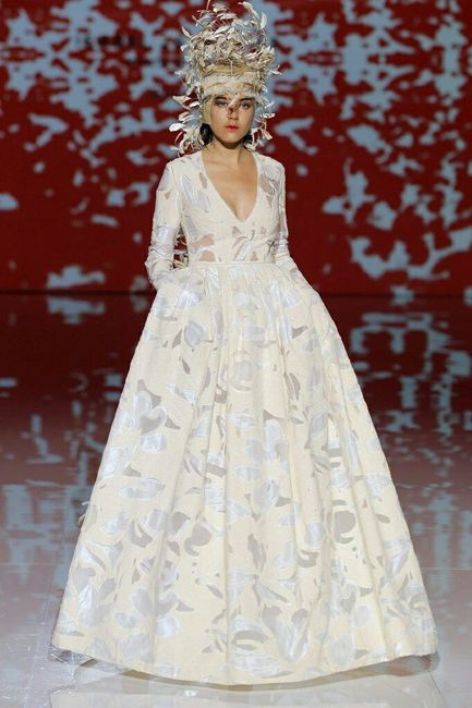  La colección Isabel Zapardiez 2018, para novias de inspiración oriental. - 12