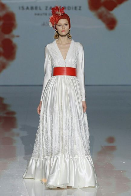  La colección Isabel Zapardiez 2018, para novias de inspiración oriental. - 22