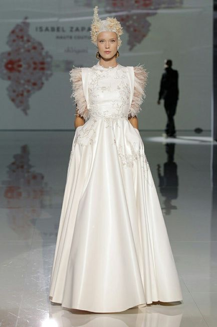  La colección Isabel Zapardiez 2018, para novias de inspiración oriental. - 24