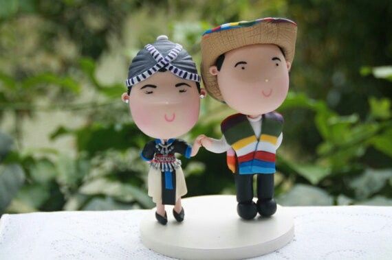  Cake toppers de parejas internacionales - 3
