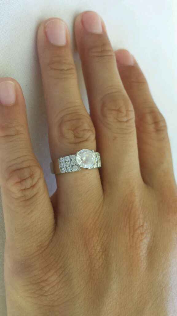 Y si me enseñas tu anillo? - 1