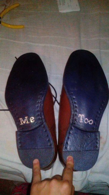 Sus Zapatitos con su ME TOO