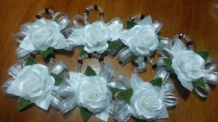 Corsages para mis damas - 1