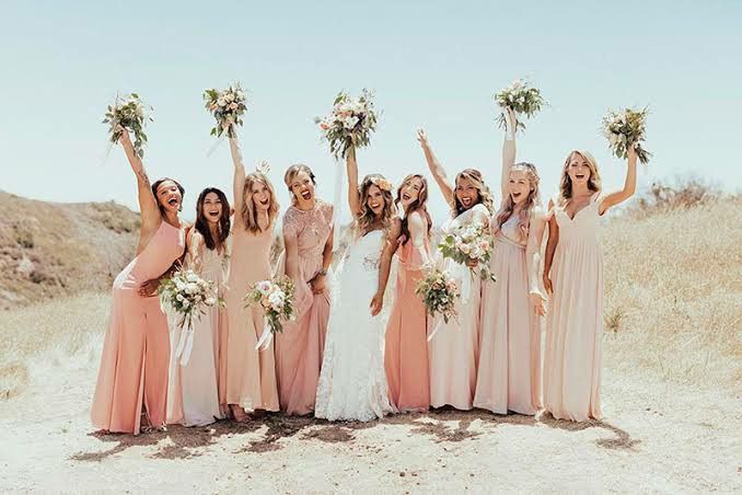 Color de vestido de damas de honor 10