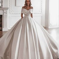 Vestido Liso, corte princesa y hombros caidos.... es un sueño