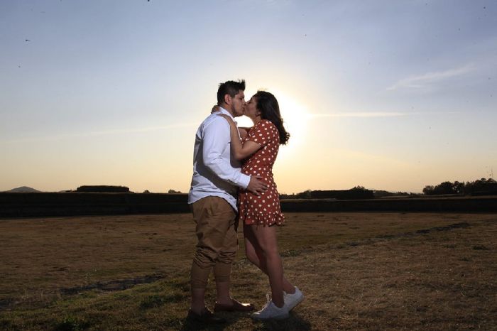Presuman su foto de Save the Date ❤️ - 1