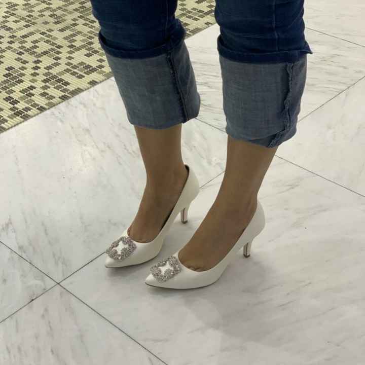 ¿Dónde consigo mis zapatos color azul rey? - 1