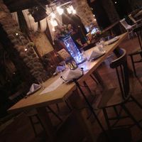 Mesas cafes silla balnca