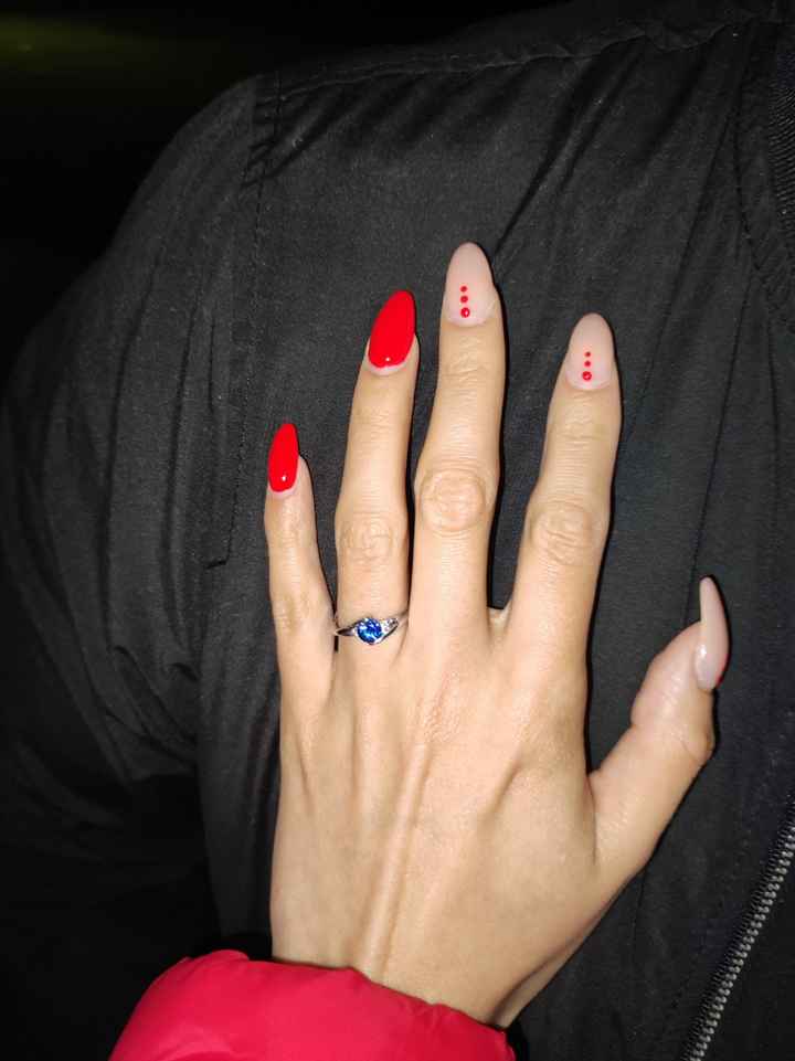 ¿Anillos de compromiso diferentes? - 1