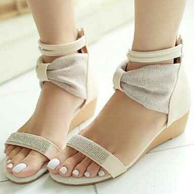 Zapato cómodo o zapatilla - 1