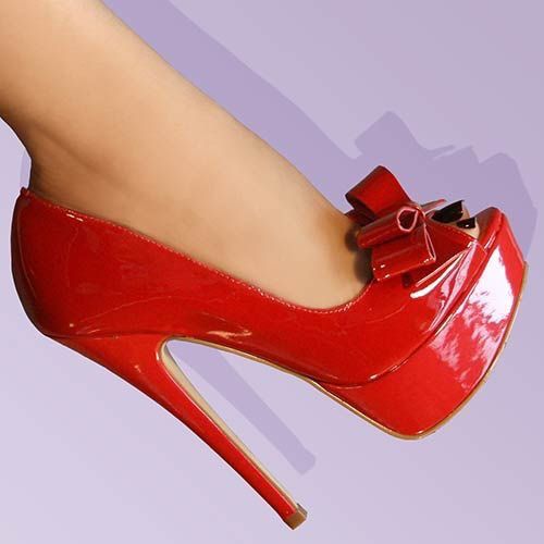 Zapatillas rojas para novia 8