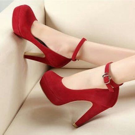 Zapatillas rojas para novia 9