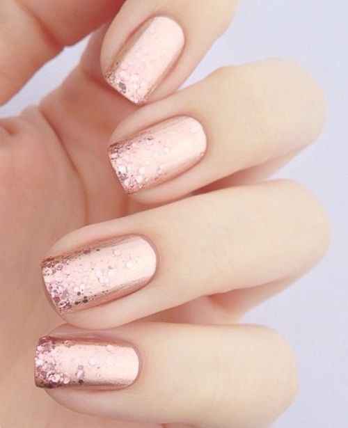  Inspiración de uñas en oro rosado - 3