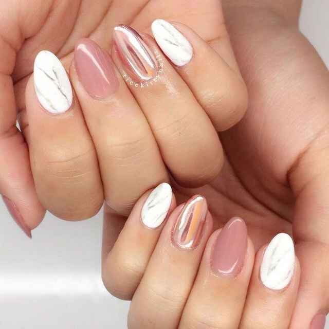  Inspiración de uñas en oro rosado - 8