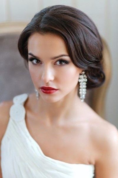 Labios rojos para el look de novia perfecta!! 9