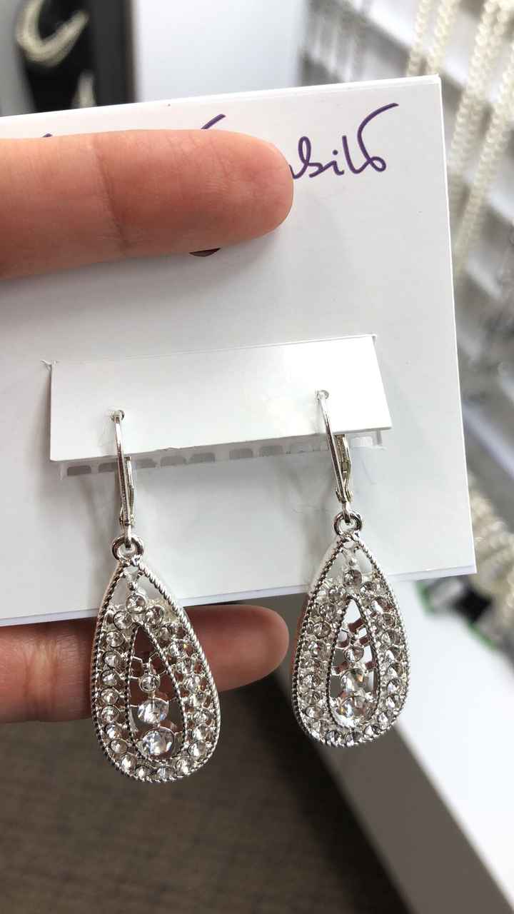 ¿Qué aretes usarás para la boda? - 1