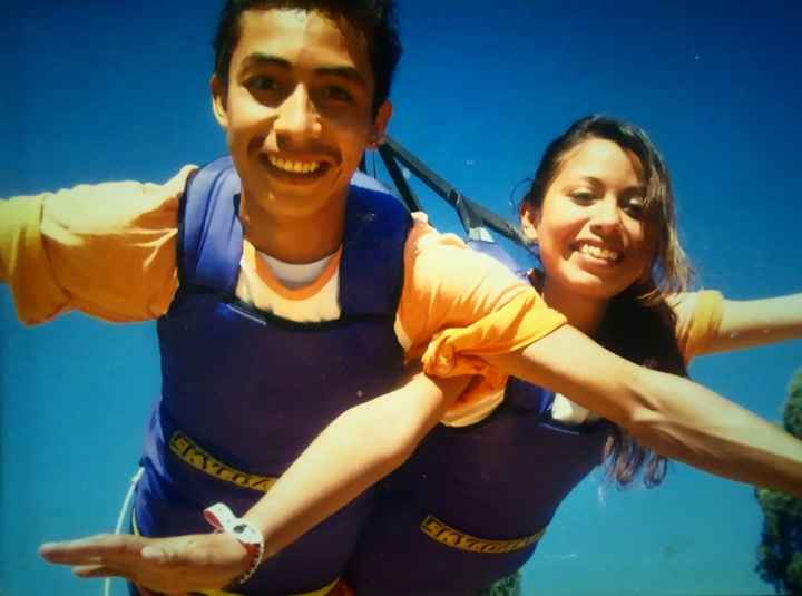 ¿Cuál fue la primera foto en pareja que subieron a las redes sociales? 28