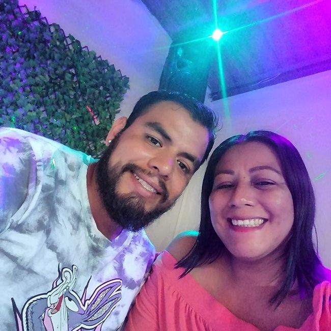 Reto con regalo: Sube una foto con tu pareja🎁 5