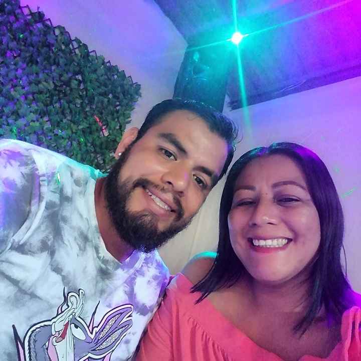 Reto con regalo: Sube una foto con tu pareja🎁 - 1