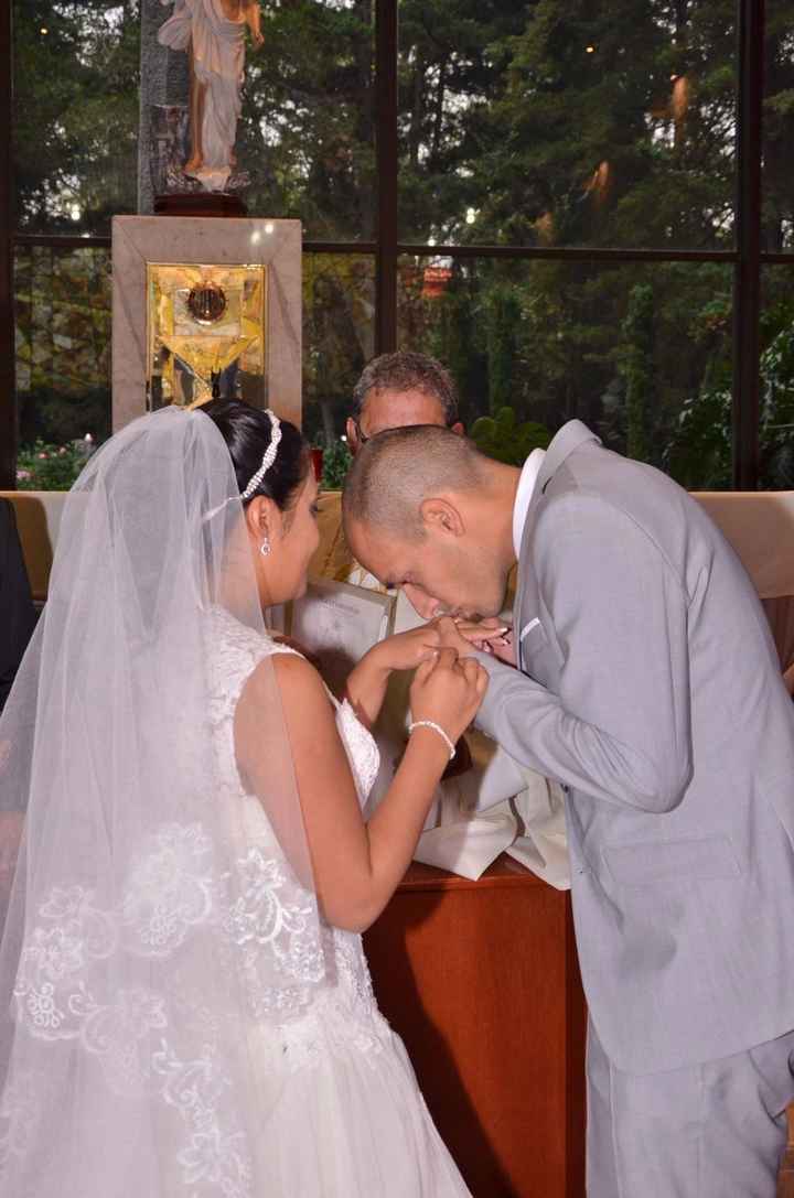 beso anillo