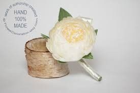 boutonniere peonia