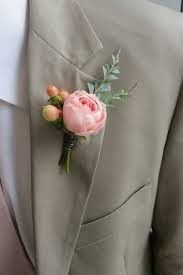 boutonniere peonia